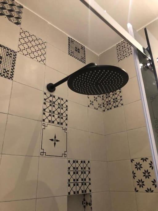 Locus Pendinelli Trani Bed & Breakfast Екстериор снимка